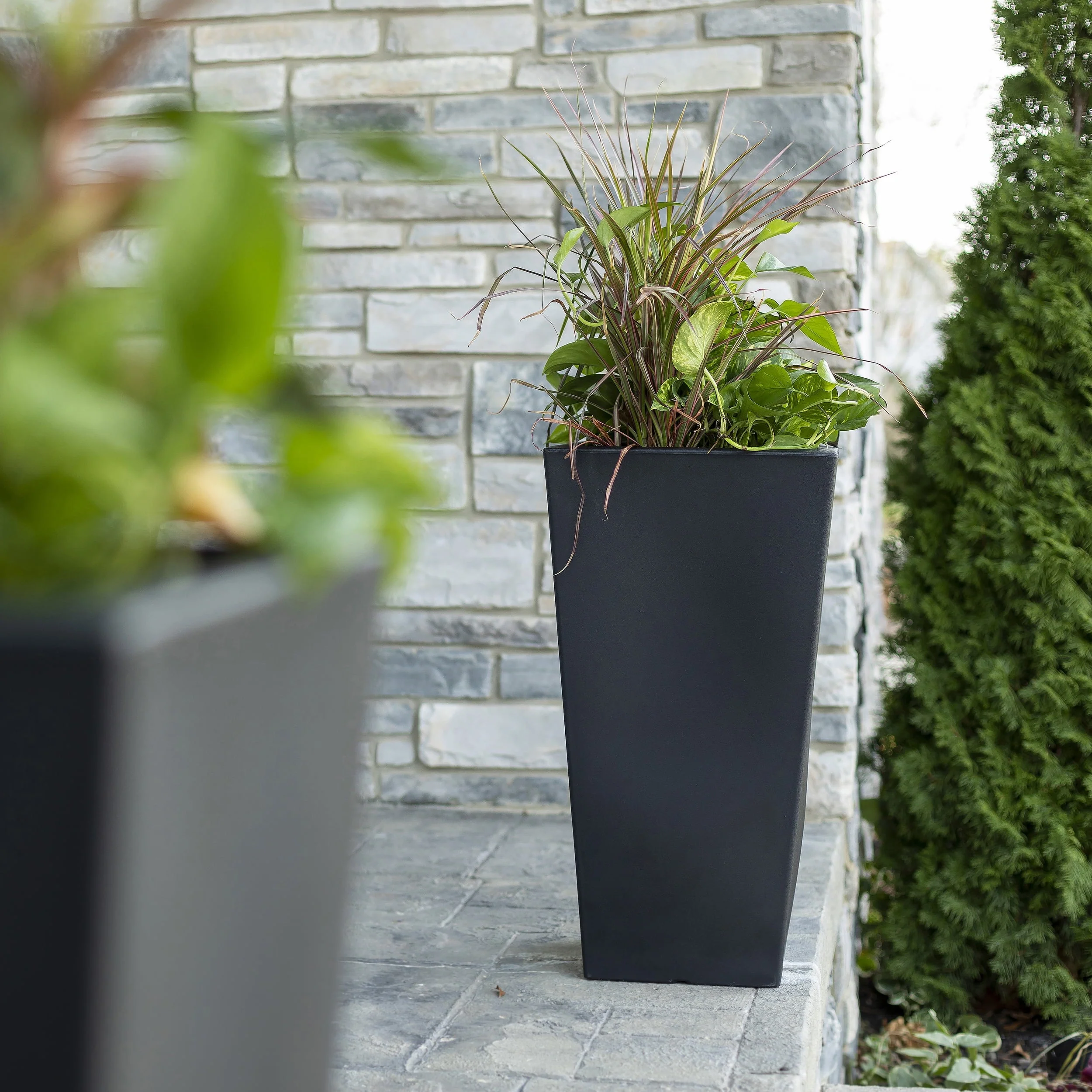 Step2 Tremont 2pk Plastic Black Square Planter 15" W x 15" D x 28" H - image 3