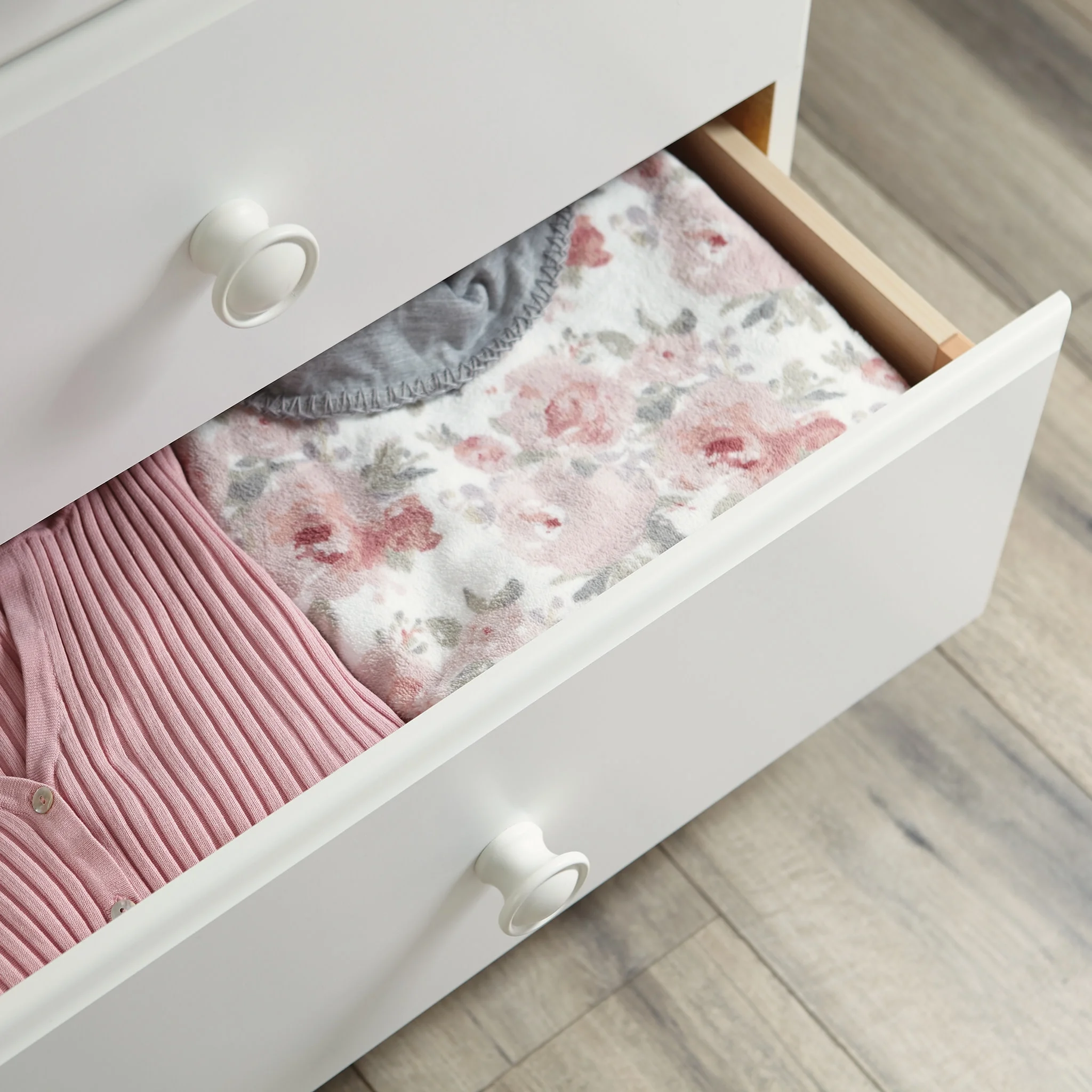 Mainstays Storybook Soft White Dresser, 49.13" L x 16.22" W x 30.24" H - image 5
