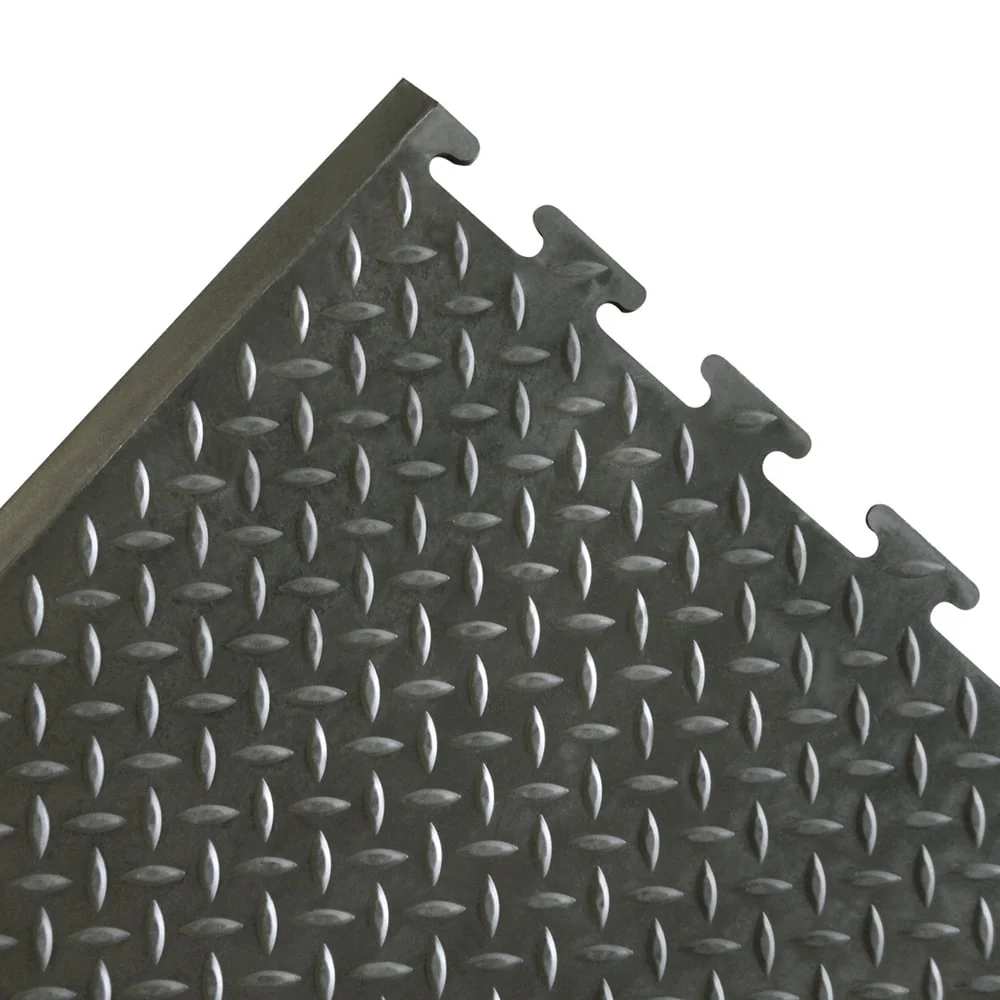 Rubber-Cal "Foot-Rest" Interlocking Anti-Fatigue Floor Mat - 1/2 in x 28 in x 31 in - Center Tile - image 3