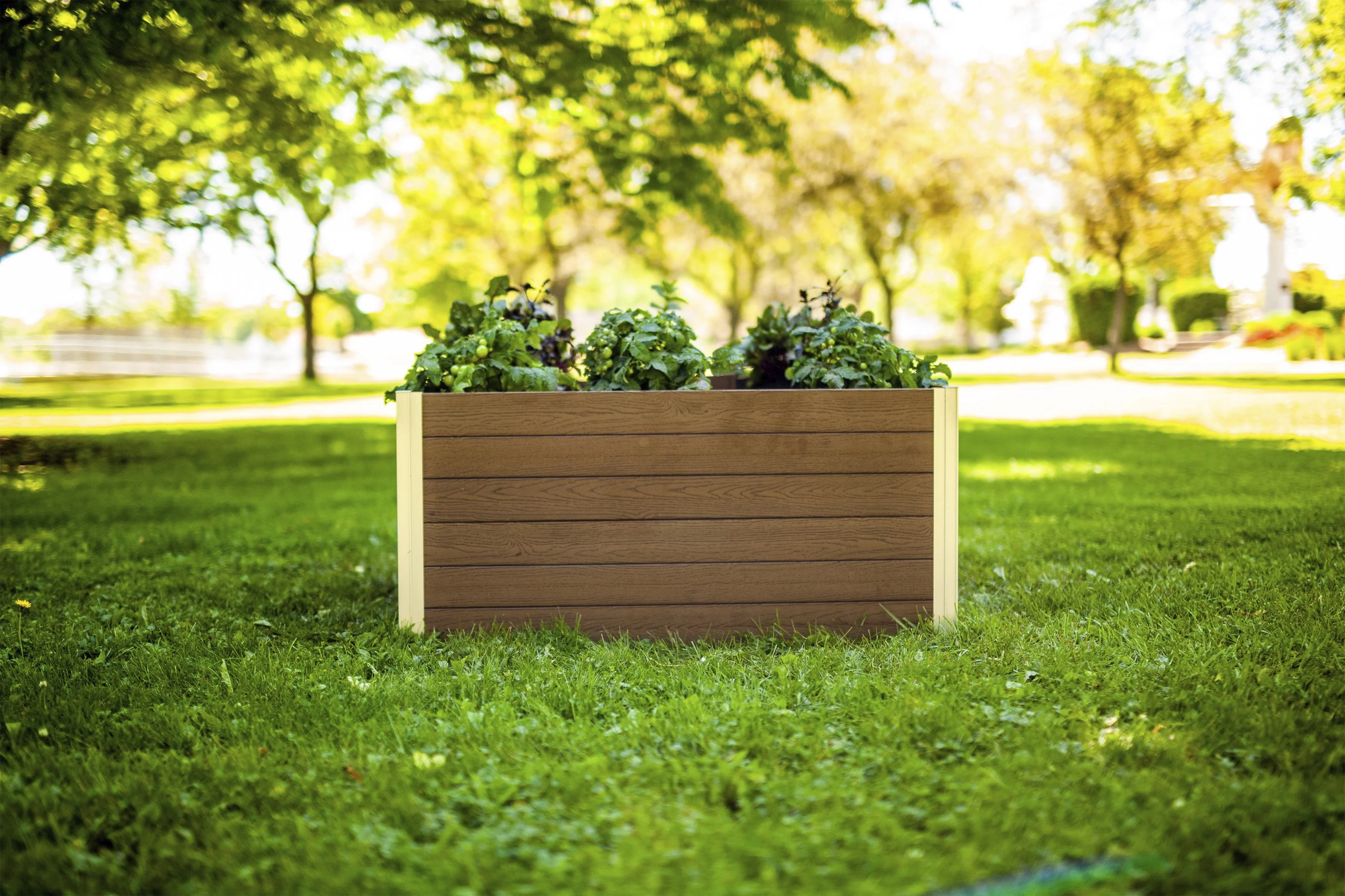 Vita Urbana 4'L x 4'W x 22"H Vinyl Keyhole Composting Garden, Espresso Brown, VT17501 - image 2